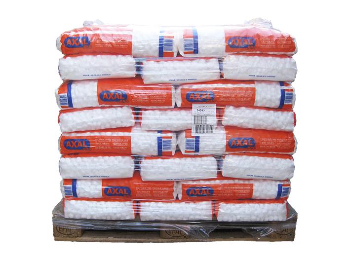 Sale per addolcitori: Pastiglie di sale per addolcitori d'acqua (Axal)  1,5x2,5 cm (pallet da 40 sacchi da 25 Kg)